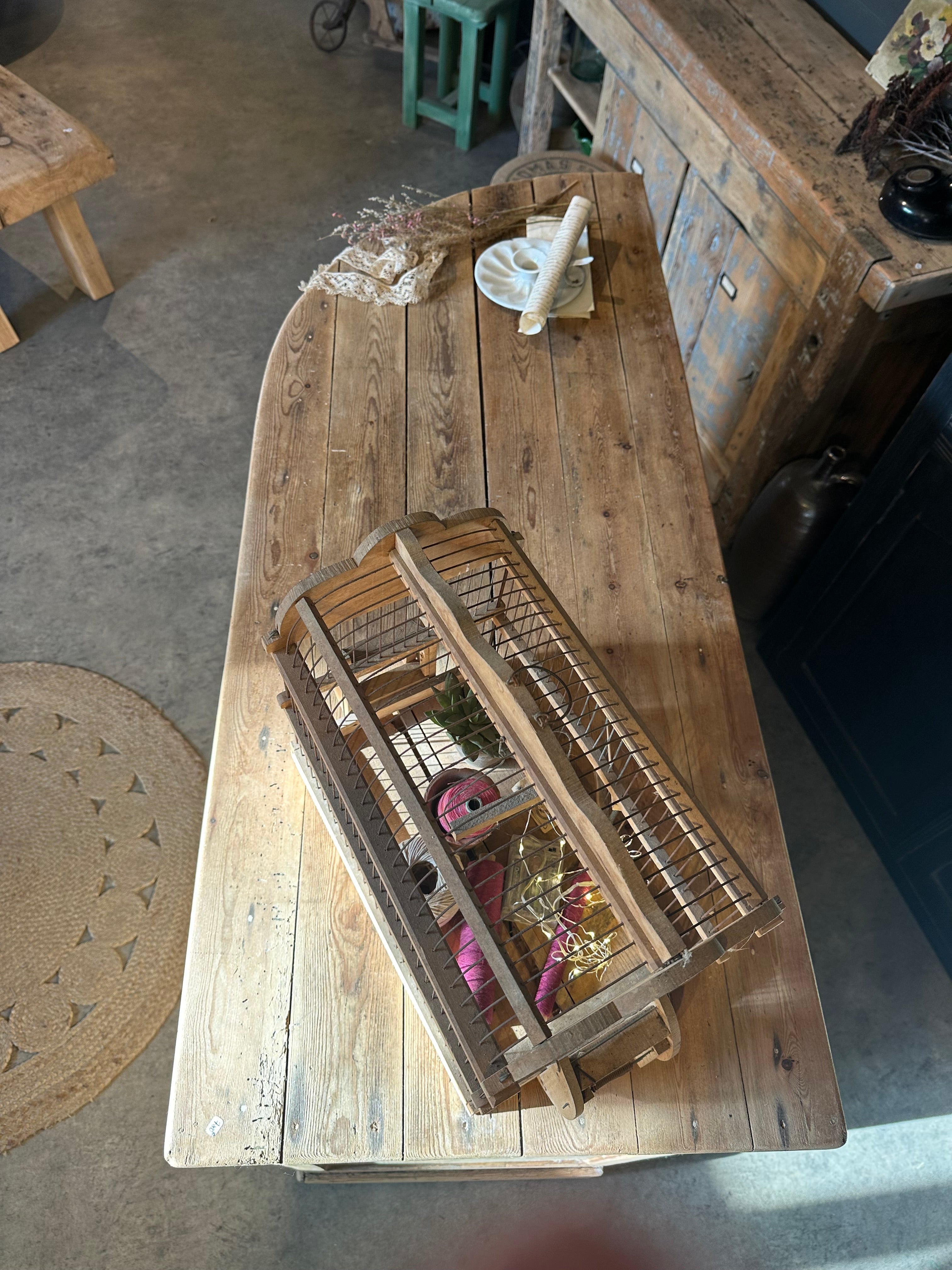 Ancien comptoir en arrondi