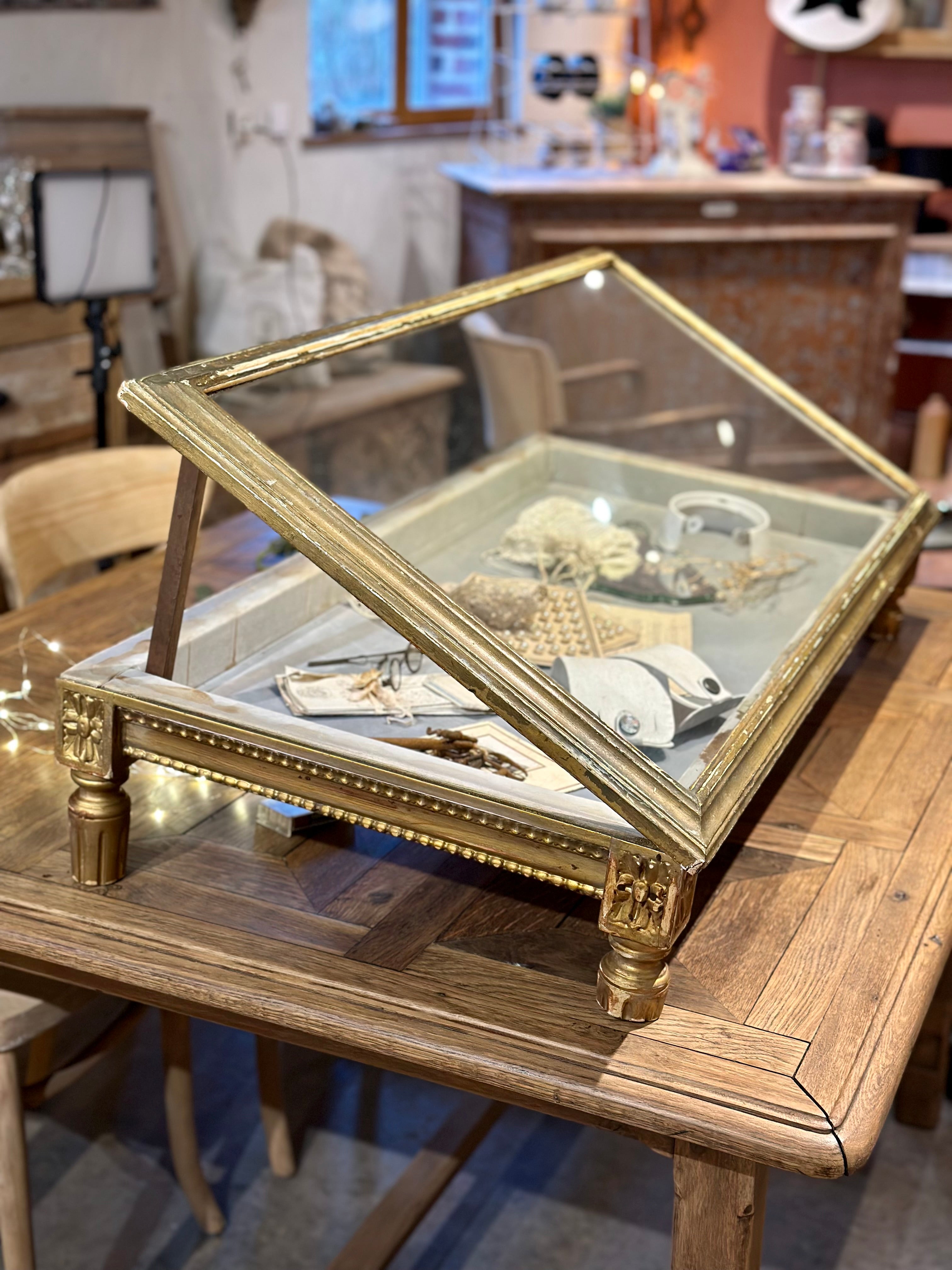 Ancienne vitrine de magasin à poser