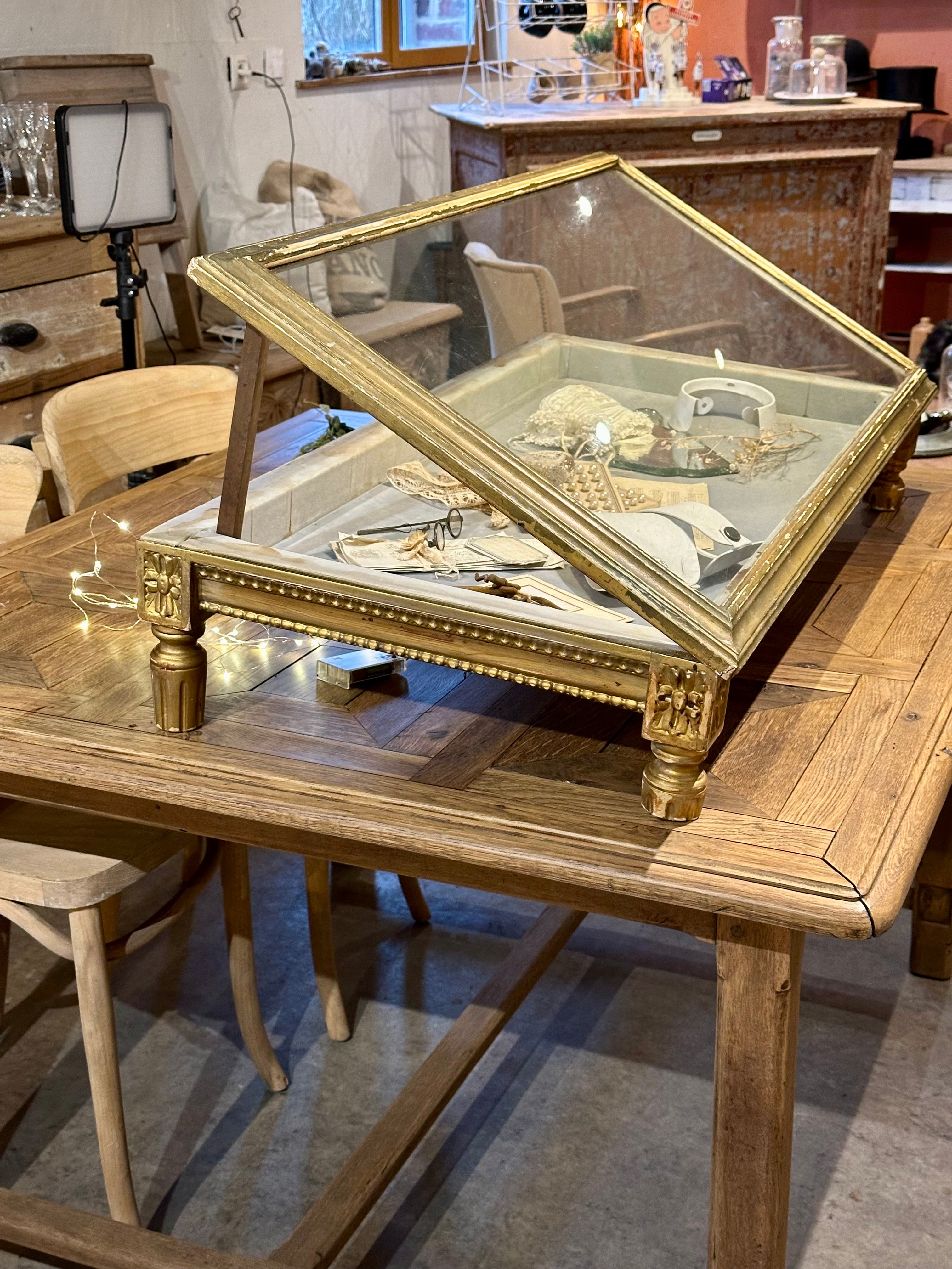 Ancienne vitrine de magasin à poser