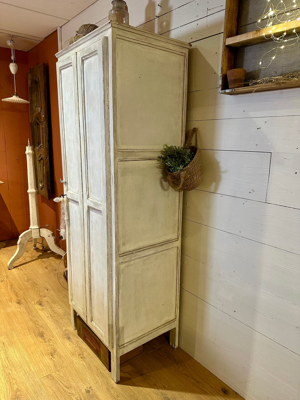 Petite armoire / possibilité vestiaire