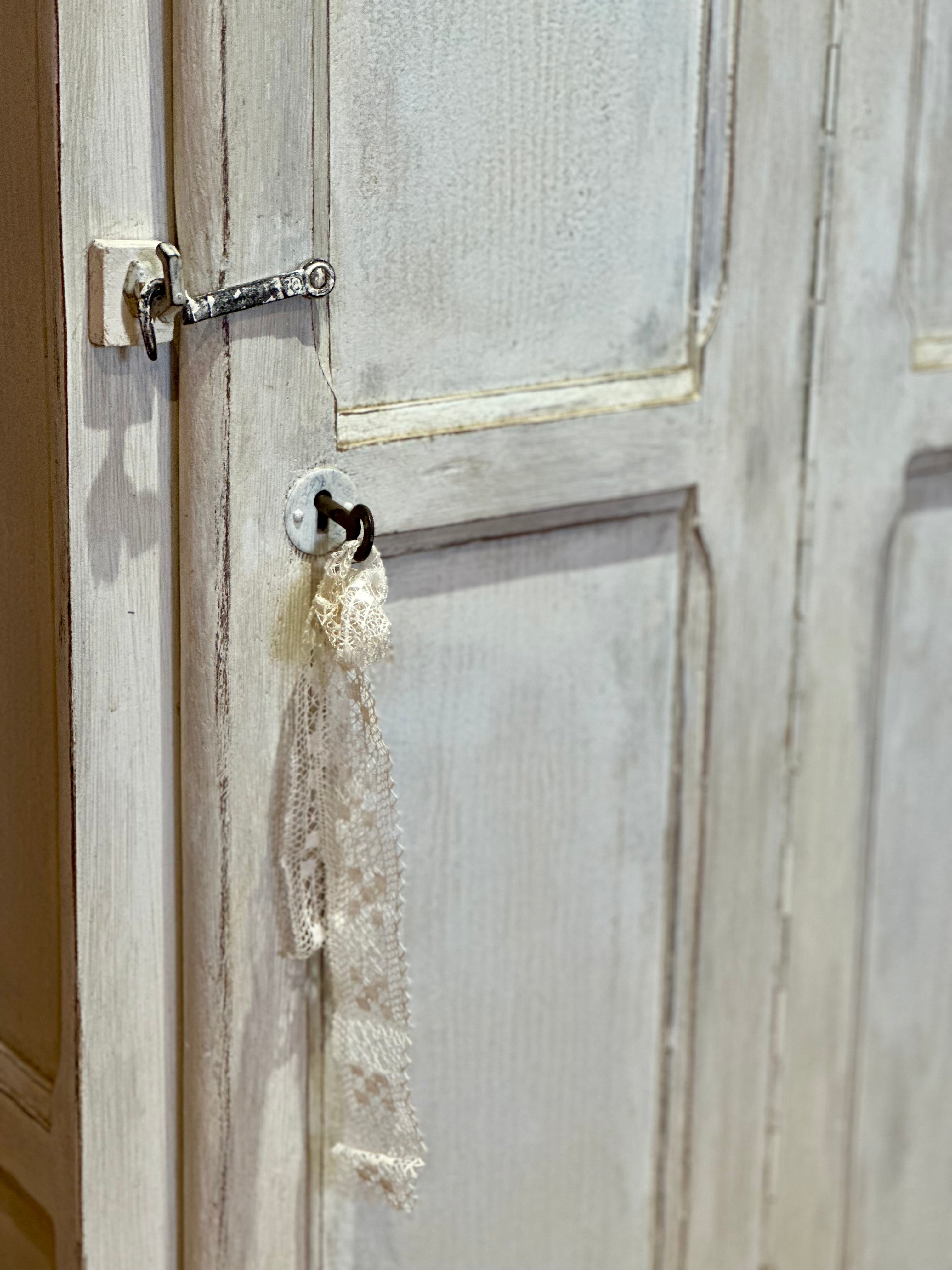 Petite armoire / possibilité vestiaire