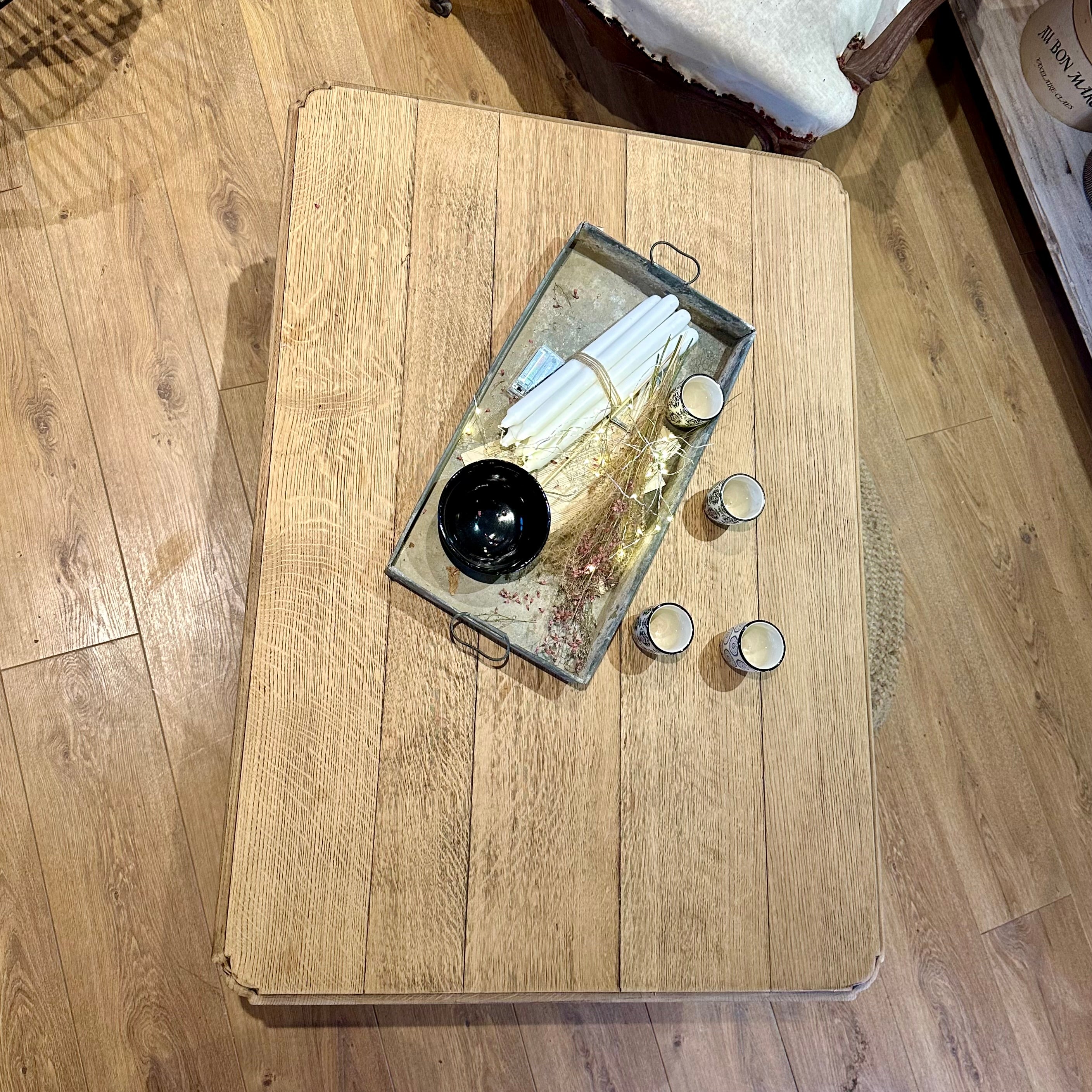 Table basse, chêne.