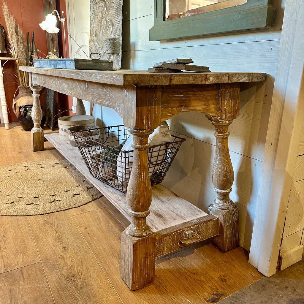 Ancienne table de drapier ou console
