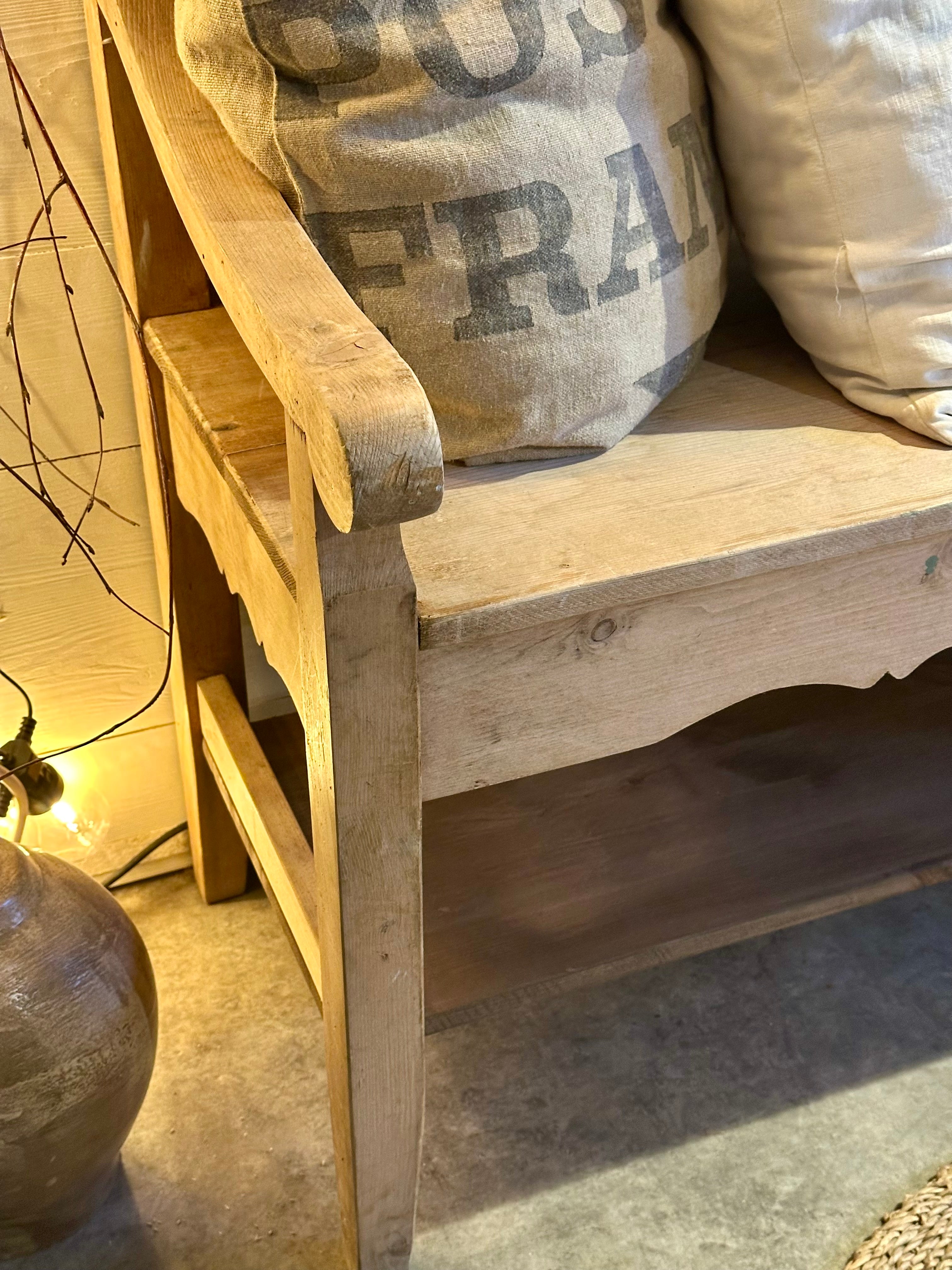 Banc craquant