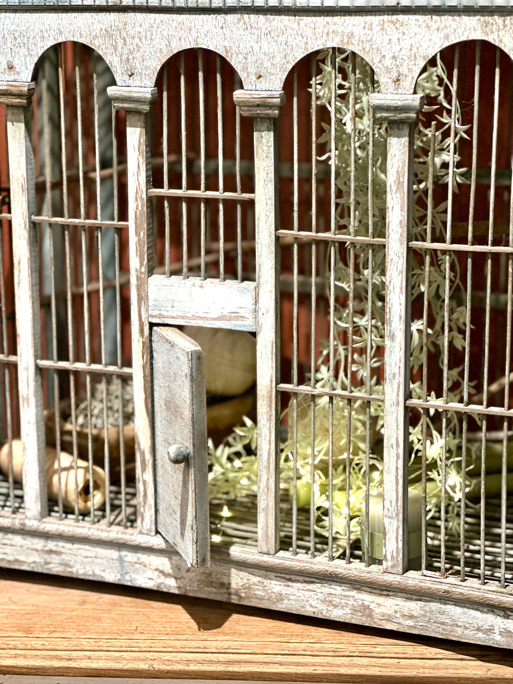 Ancienne cage à oiseaux