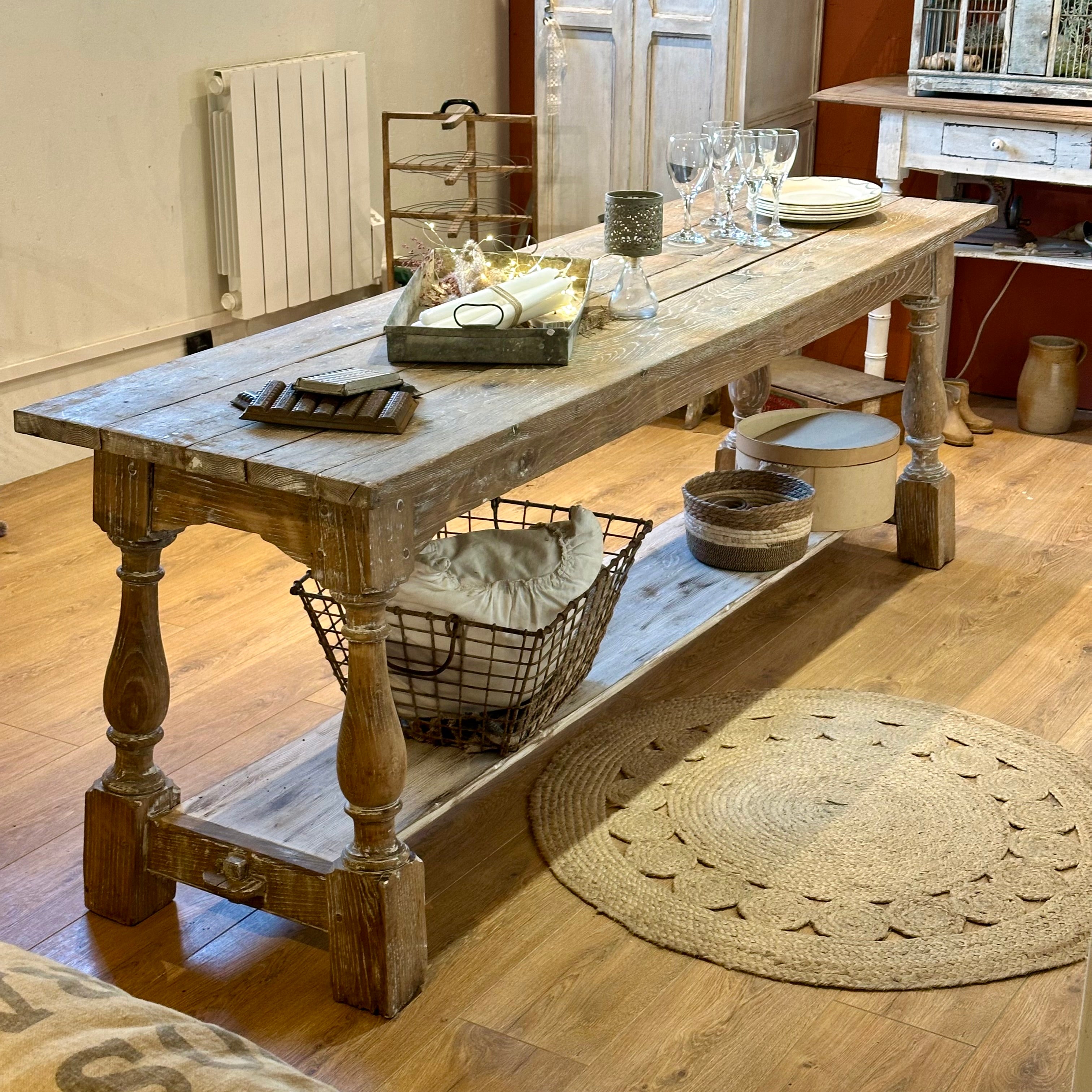 Ancienne table de drapier ou console