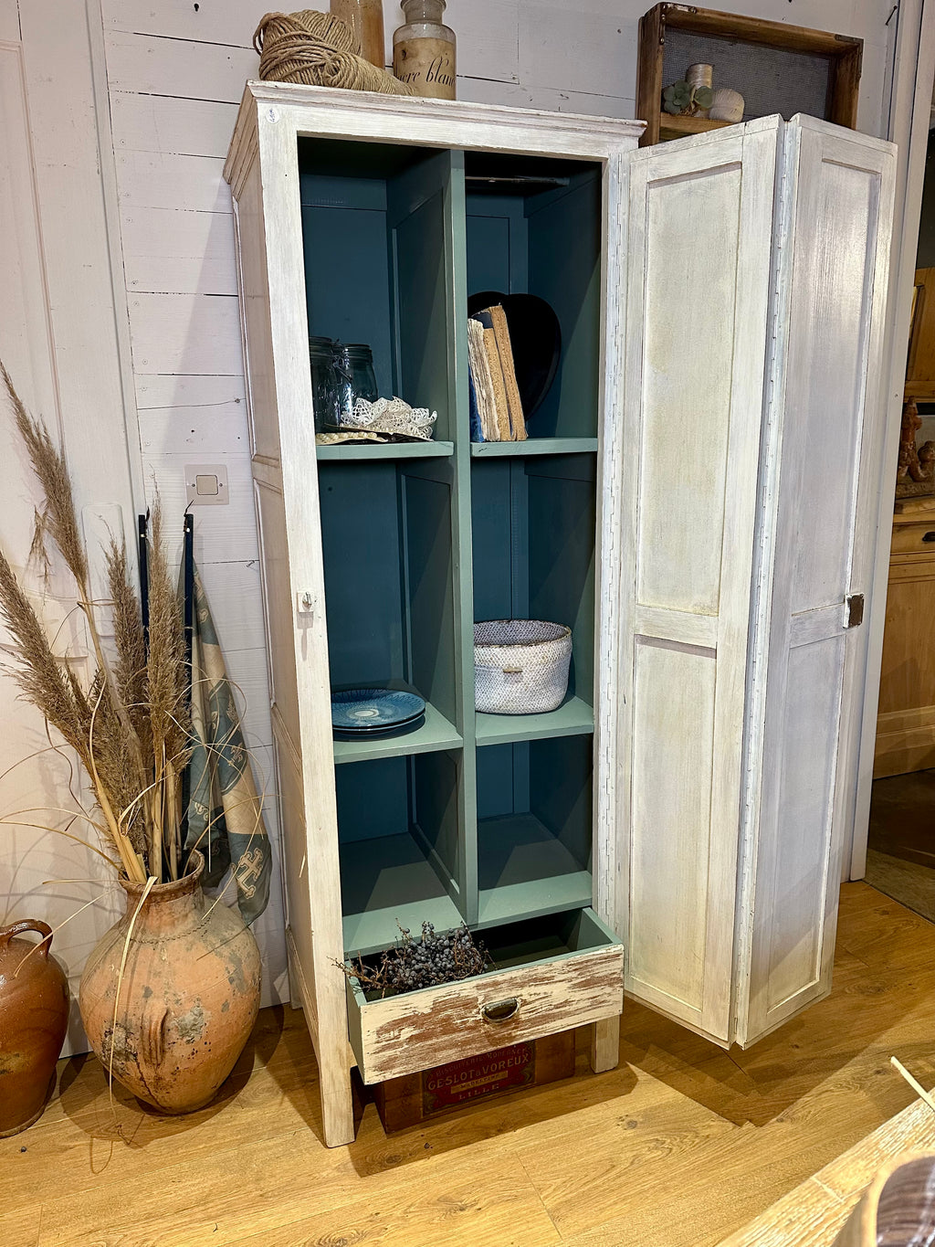 Petite armoire / possibilité vestiaire