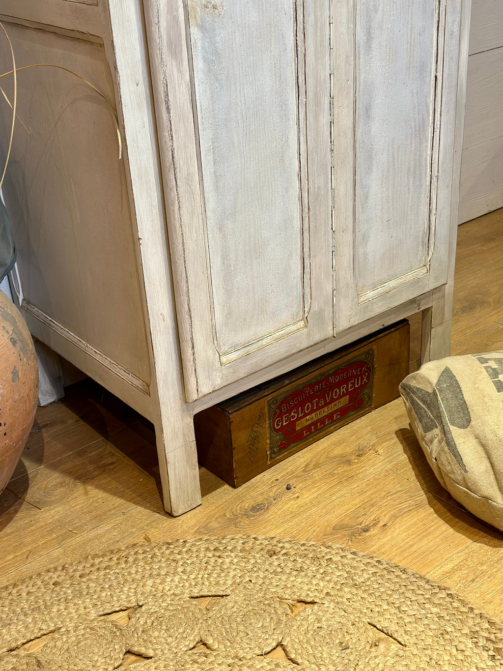 Petite armoire / possibilité vestiaire