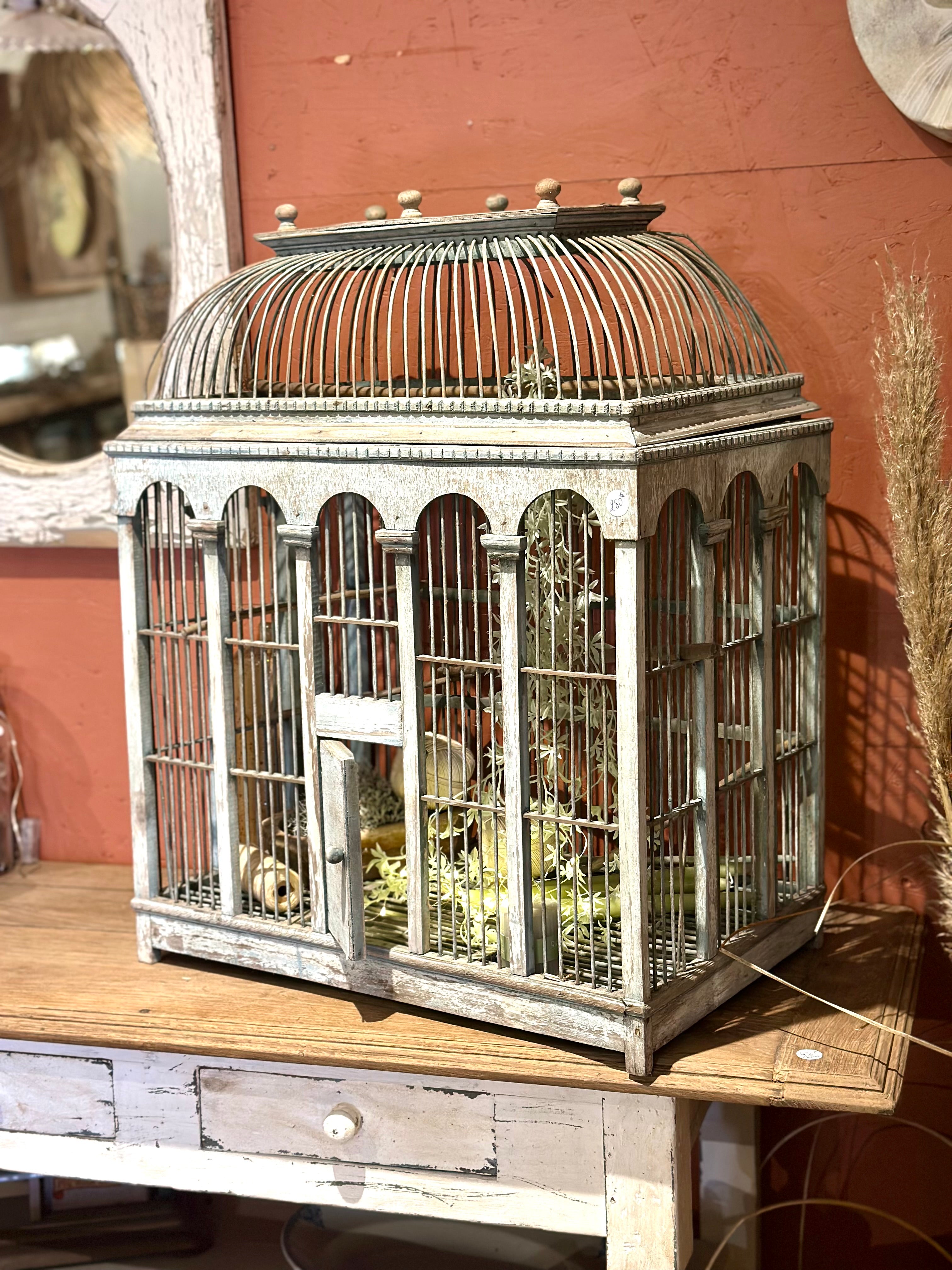 Ancienne cage à oiseaux