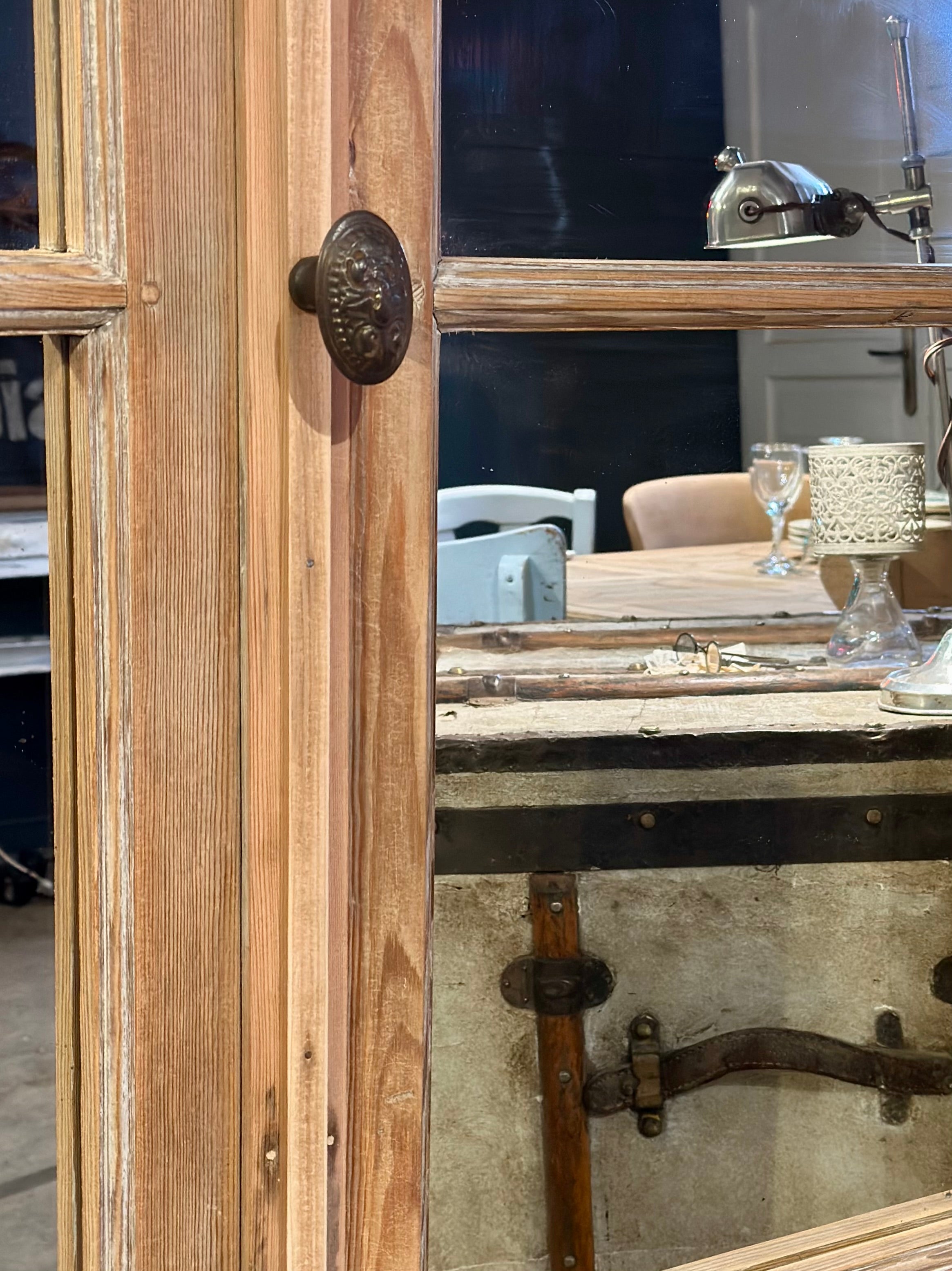 Ancien miroir fenêtre